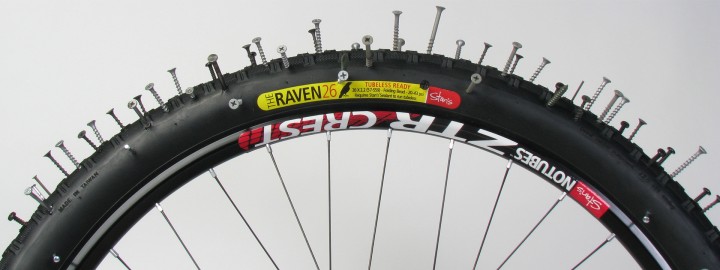 cycle tubeless tyre